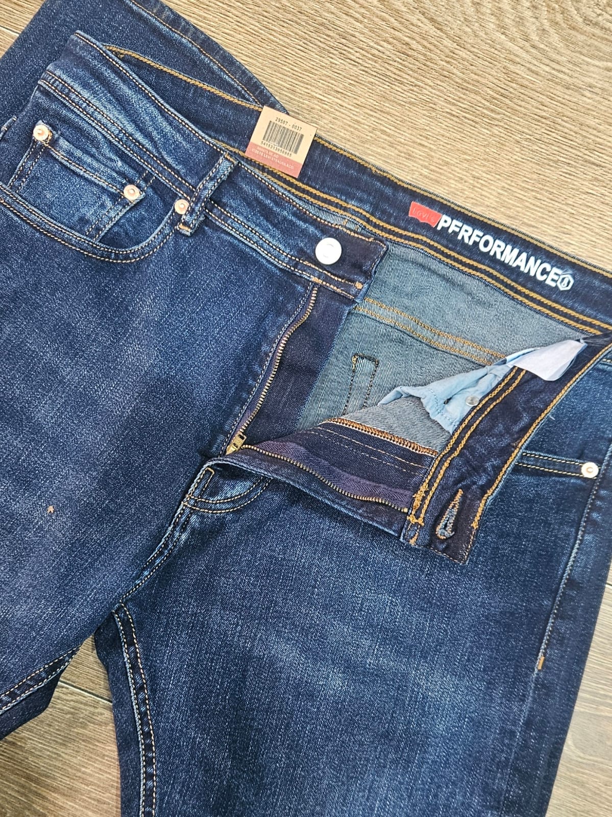 Jean LEVIS Coupe Normal ref-L501 BLEU Delavé