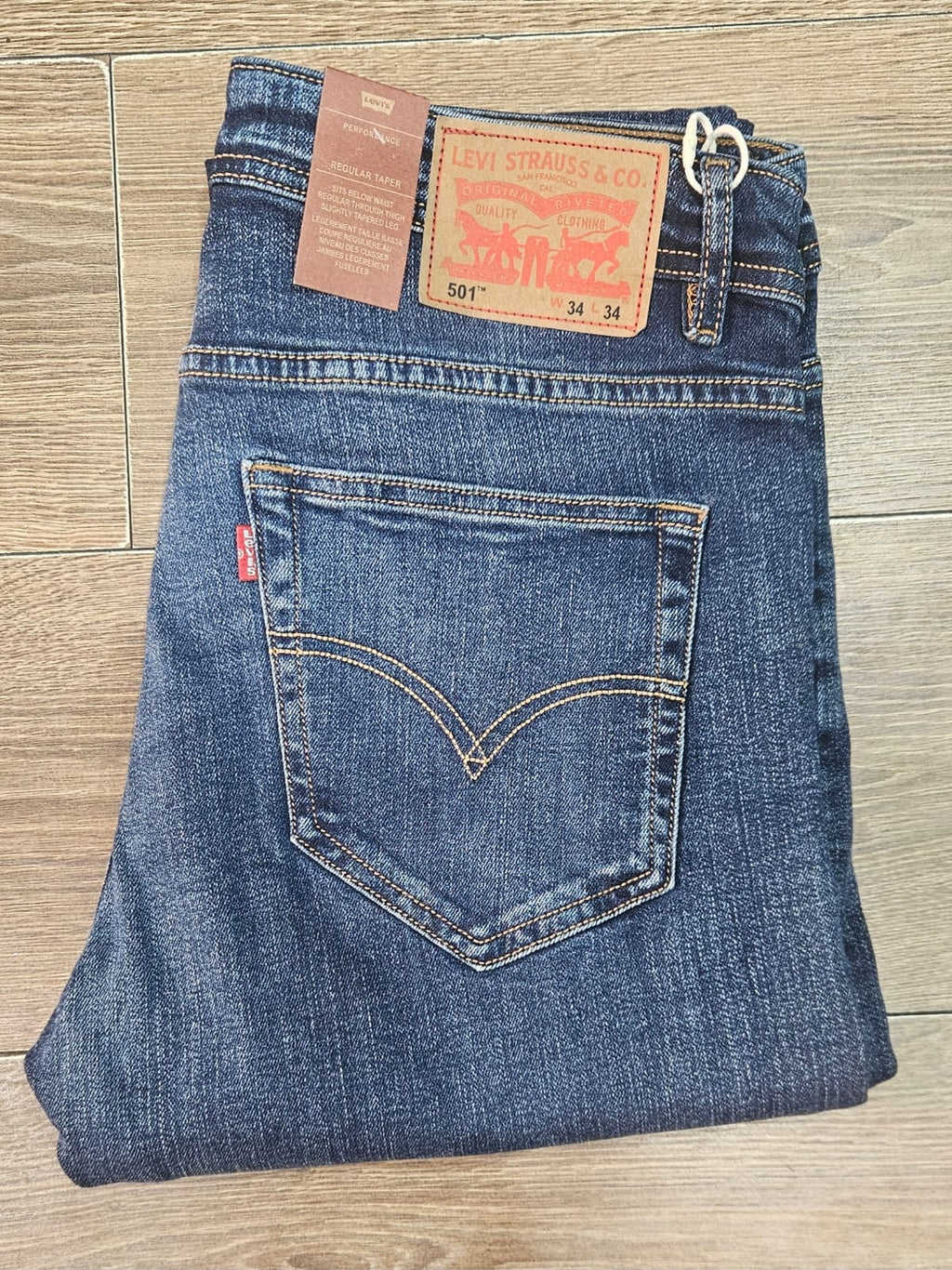 Jean LEVIS Coupe Normal ref-L501 BLEU Delavé clair