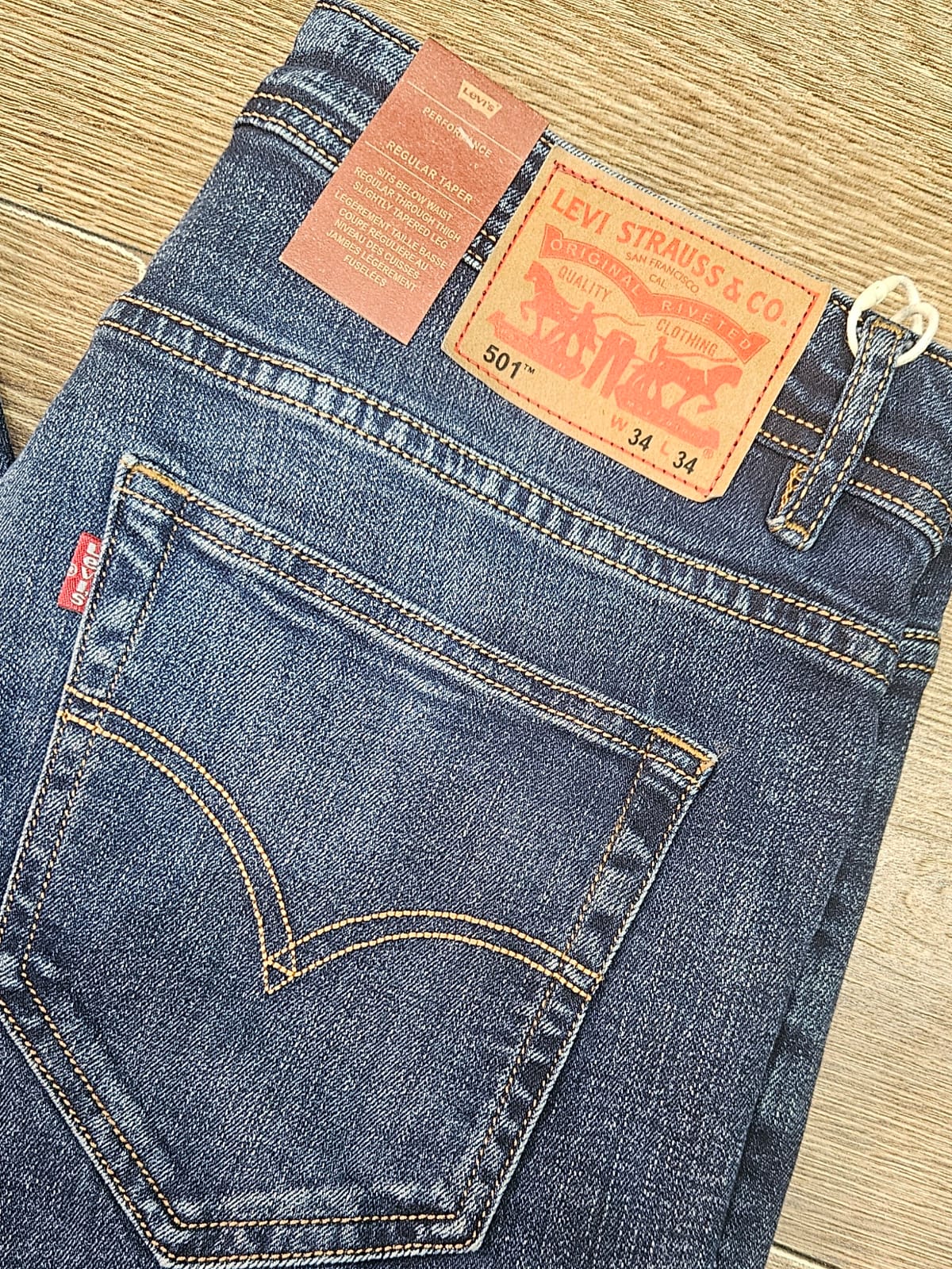 Jean LEVIS Coupe Normal ref-L501 BLEU Delavé clair