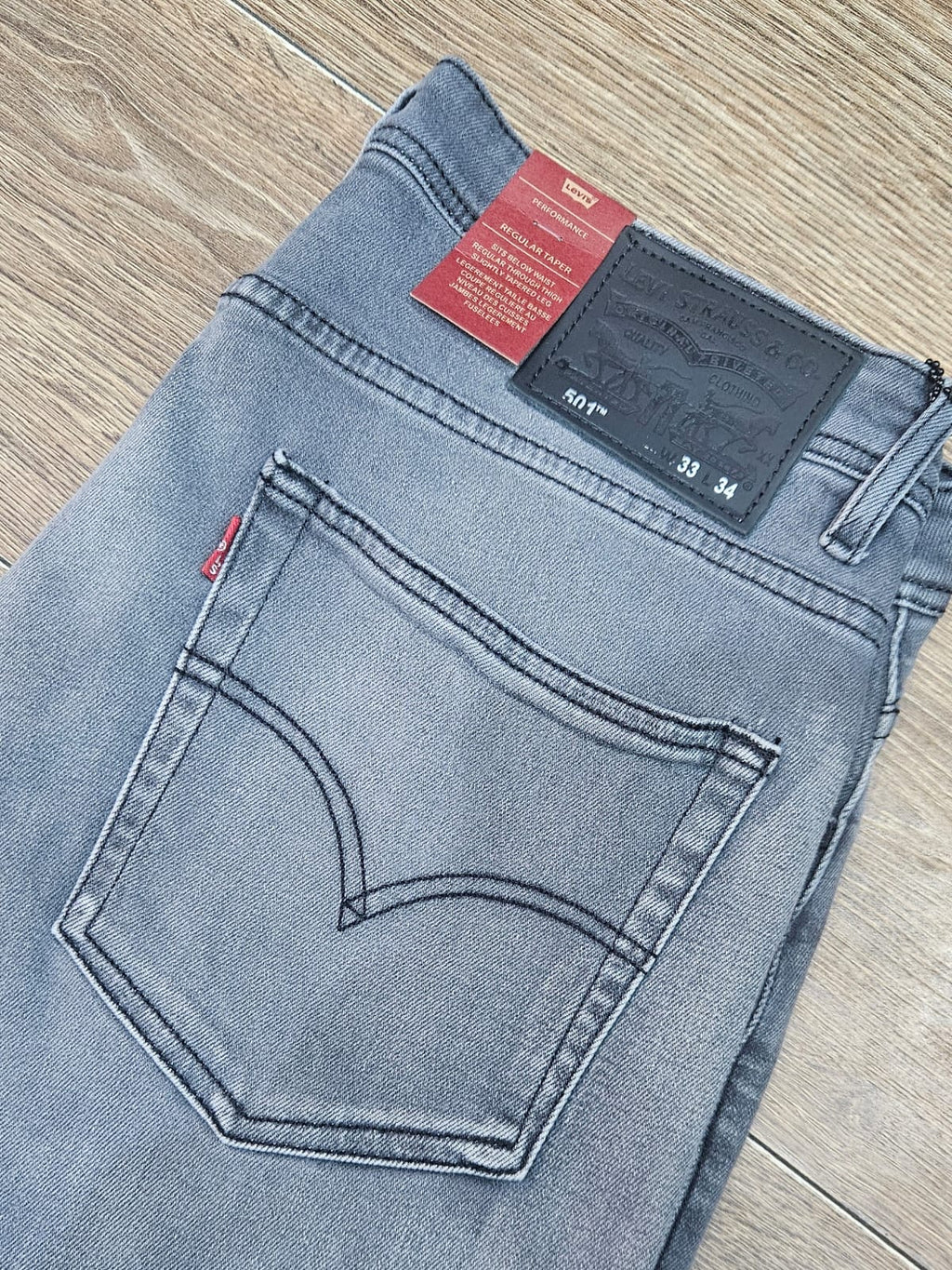 Jean LEVIS Coupe Normal ref-L501 Gris