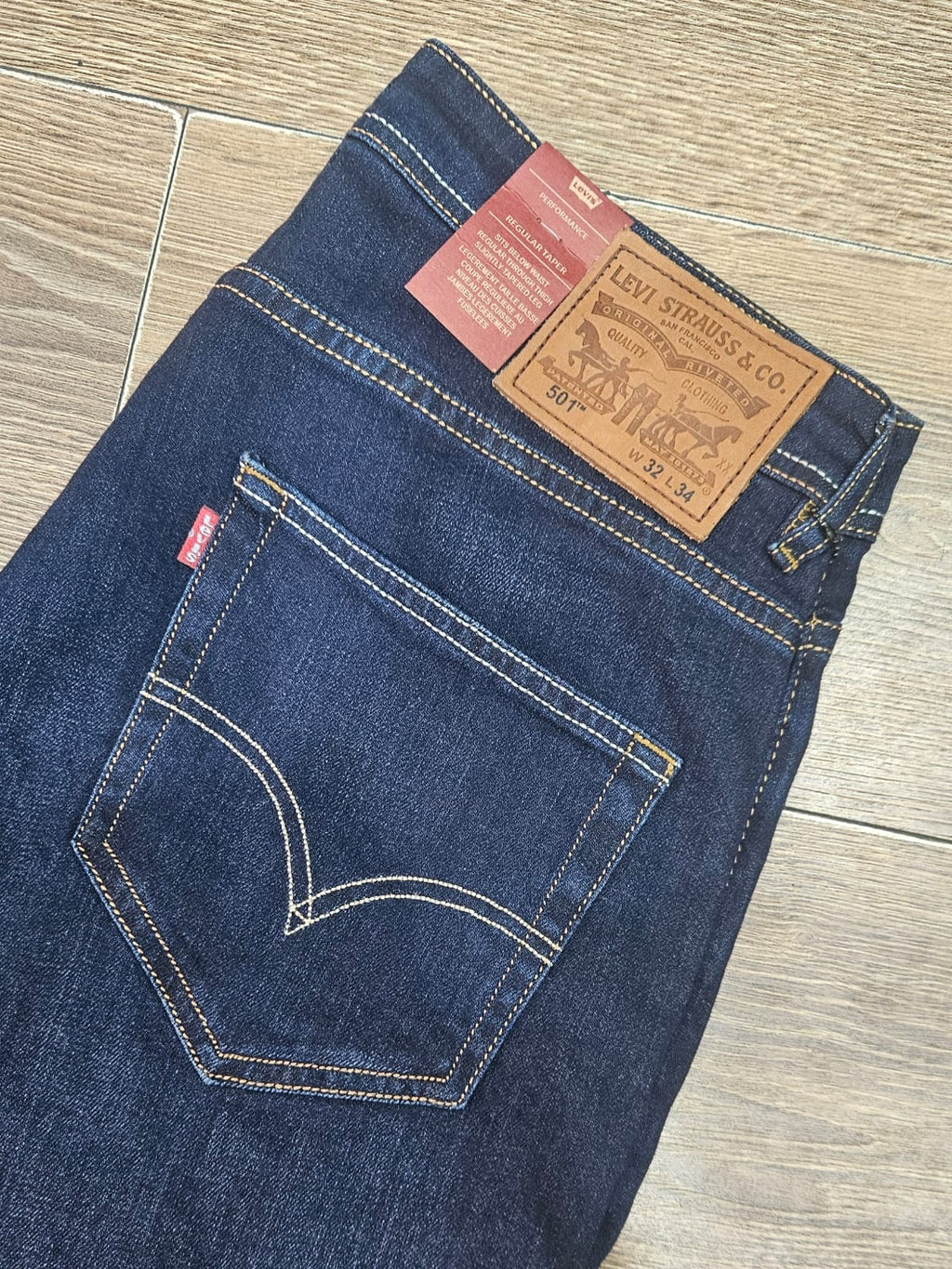 Jean LEVIS Coupe Normal ref-L501 Bleu foncé