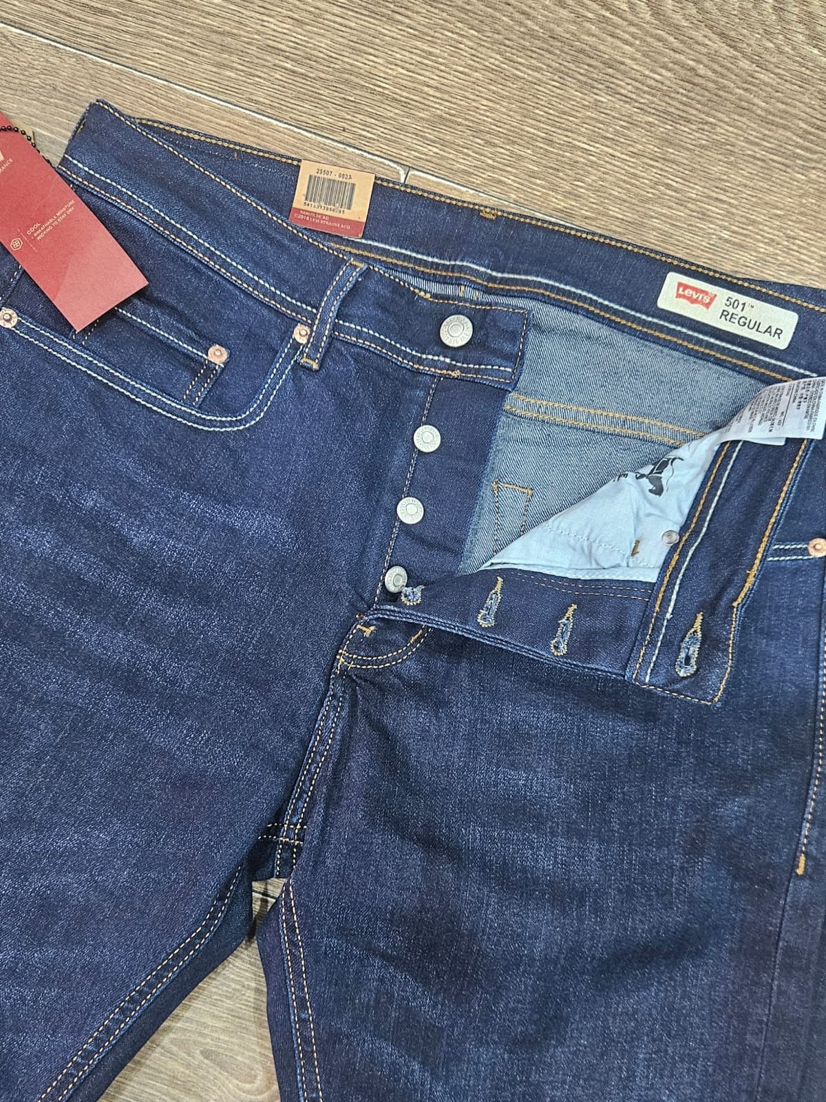 Jean LEVIS Coupe Normal ref-L501 Bleu foncé