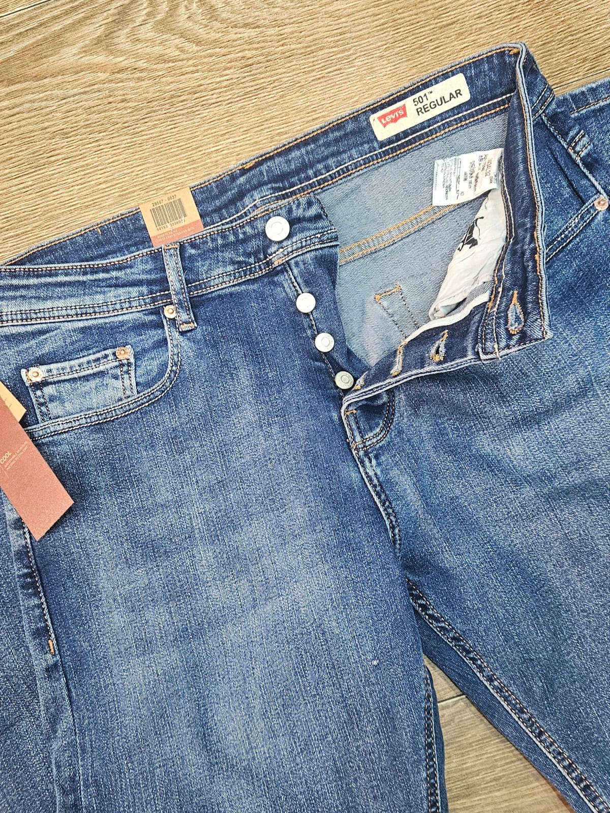 Jean LEVIS Coupe Normal ref-L501 Bleu Clair